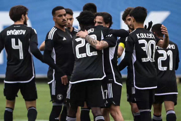 Bu da Kamranın cərimə zərbəsindən vurduğu gözəl qol - VİDEO