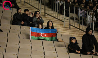 Bu xanımlar “Mall”a getmədi, “Qarabağ”a gəldi -