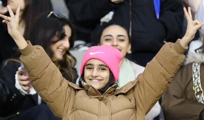 Bu xanımlar “Mall”a getmədi, “Qarabağ”a gəldi -