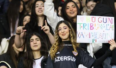 Bu xanımlar “Mall”a getmədi, “Qarabağ”a gəldi -