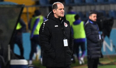 Yanvarda qovulan baş məşqçi gözünü bu kluba dikdi, “dayı”sı “elçilik” etdi