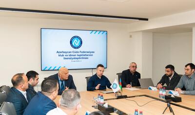 Azərbaycanda daha 25 kluba lisenziya təqdim edildi -