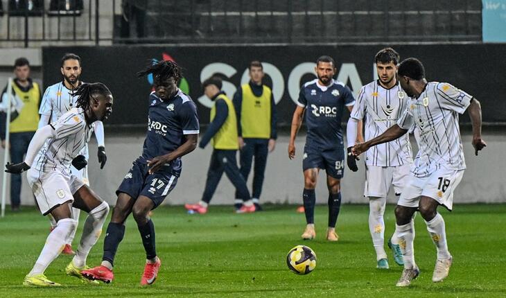 “Qarabağ” çempionluq şansını minimuma endirdi, “Neftçi” 6 qol vurdu