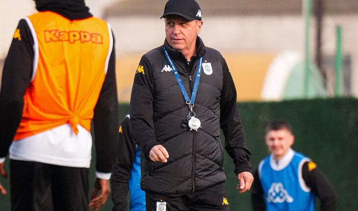 “Neftçi”nin baş məşqçisi yekun sözünü dedi - Burada qalır, yoxsa milliyə gedir?