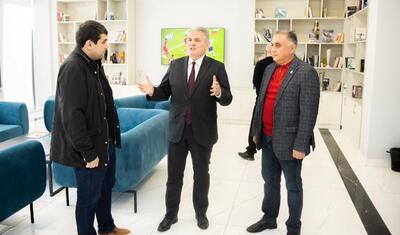 Türkiyənin Baş konsulu “Kəpəz”ə gəldi, “izləyəcəm” sözü verdi -