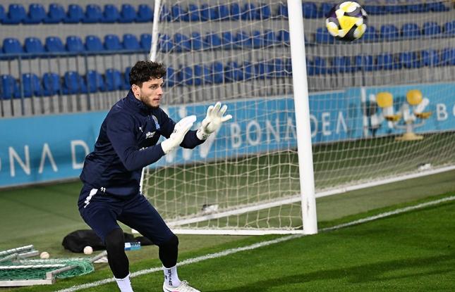 “Neftçi”yə məxsus qapıçı millidə alqış aldı - VİDEO