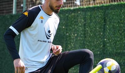 Vernidub "Neftçi"nin gündəlik iş həyatını dəyişdi -