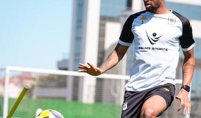 Vernidub "Neftçi"nin gündəlik iş həyatını dəyişdi -