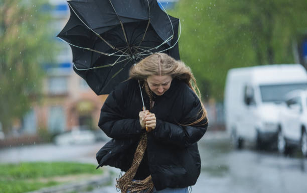 Küləkli hava şəraiti ilə bağlı sarı və narıncı xəbərdarlıq