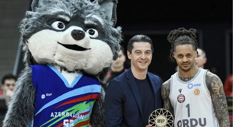 Azərbaycan çempionatında mövsümün oyunçusu kim oldu?