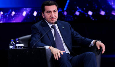 "Biz mürəkkəb keçmişi inkar etmirik, lakin onu aşırıq və gələcəyə baxırıq" - Hikmət Hacıyev 