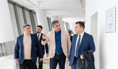 Şükrü Yılmazın rəhbərlik etdiyi nümayəndə heyəti Milli Gimnastika Arenasında