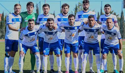 Premyer Liqa yolunda büdrəyən komandanı “ağ yuyub, qara sərdilər”