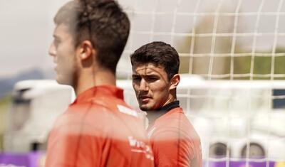 Yeni yaradılan komandanın baş məşqçisi nə iş görür? -