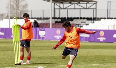 Yeni yaradılan komandanın baş məşqçisi nə iş görür? -