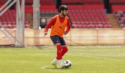 Yeni yaradılan komandanın baş məşqçisi nə iş görür? -