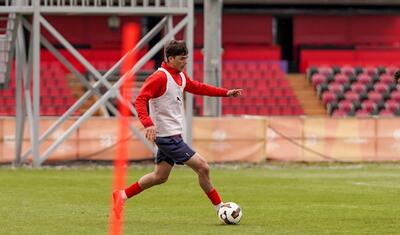 Yeni yaradılan komandanın baş məşqçisi nə iş görür? -