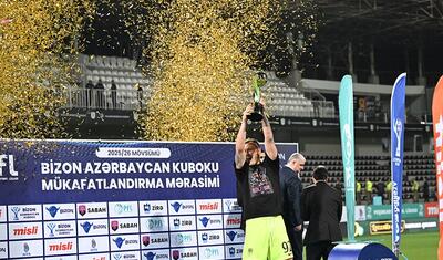 Azərbaycan Kubokunun qalibi mükafatını aldı -