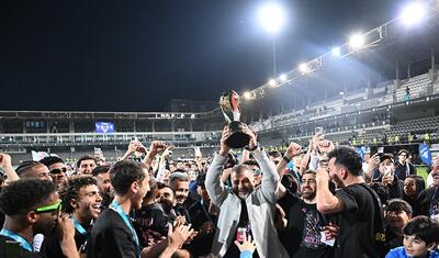 Azərbaycan Kubokunun qalibi mükafatını aldı -