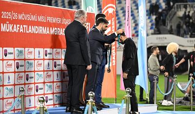 “Neftçi”yə uduzandan sonra mükafatlandırıldılar -