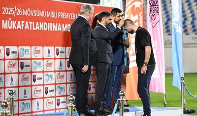 “Neftçi”yə uduzandan sonra mükafatlandırıldılar -