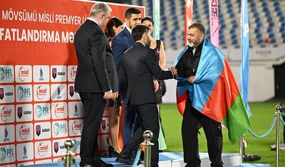 “Neftçi”yə uduzandan sonra mükafatlandırıldılar -