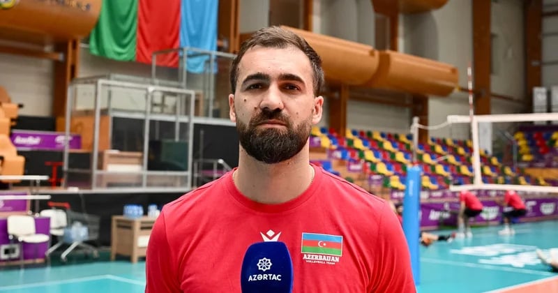 Millinin oyunçusu çempion olduğu klubla müqavilənin müddətini uzatdı
