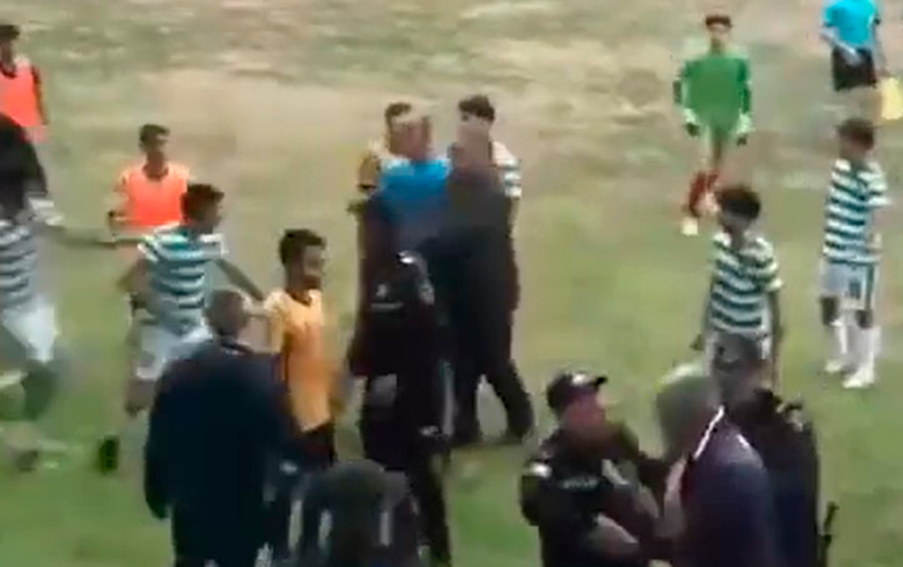 Azərbaycanda iki komanda arasında dava düşdü, onları döymək istədilər - OLAYın VİDEOsu