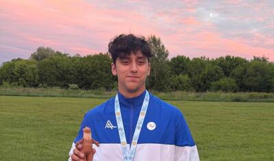 Güllə atmaqda macarı üstələyən İslam Avropa çempionatında bürünc medal qazandı -