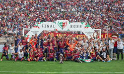 https://www.sportinfo.az/idman_xeberleri/dunya_futbolu/250933.html