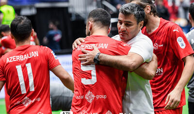 “Bizim milli müdafiə futbolu oynamır, çempion olmaq istəyirik”