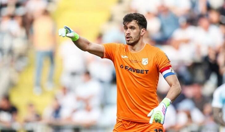 “Qarabağ”ın yayın üçüncü transferini bitirdi - SON DƏQİQƏ