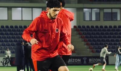 "Qarabağ"ın sabiq kapitanı Albaniyada müqavilə imzaladı
