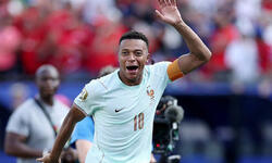 https://www.sportinfo.az/idman_xeberleri/dunya_futbolu/254490.html