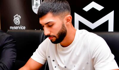 “Neftçi”nin formasını geyindi, 2 illik müqavilə imzaladı -