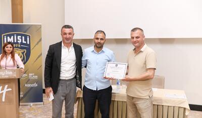 “Sportinfo"nun əməkdaşı “Qələmlə meydana” müsabiqəsində iki nominasiya üzrə qalib oldu -