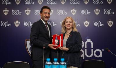 "Qarabağ" tanınmış brendlə rəsmi tərəfdaşlıq müqaviləsi imzaladı -
