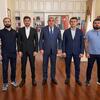 İcra Hakimiyyətinin başçısı rayonu təmsil etmək istəyən klubun elçiləri ilə danışdı