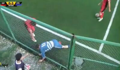 Azərbaycanlı futbolçunun başına pis hadisə gəldi, tanınmaz hala düşdü - VİDEO