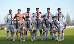 https://www.sportinfo.az/idman_xeberleri/qalmaqal/259785.html