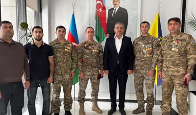 “Kəpəz”in İdarə Heyətinin sədri müharibə veteranlarına diqqət göstərdi -