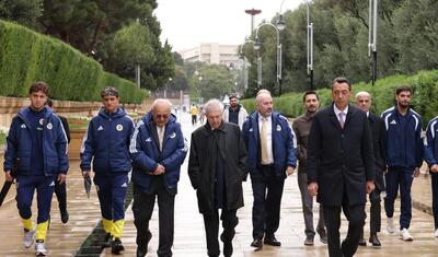 “Fənərbaxça” rəhbərliyi Heydər Əliyevin məzarını və Şəhidlər xiyabanını ziyarət etdi -